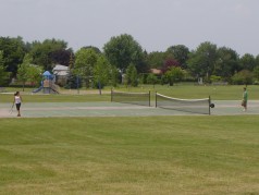 Park with tennis court right around the corner 